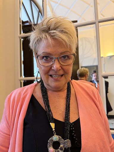 Dr. Eleonore V. Porträt